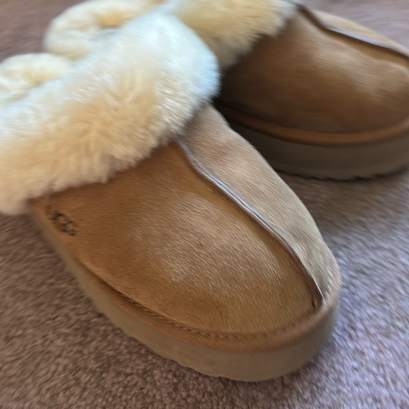 Ugg Disquette Suede Fur Platform Slippers - Picture 6 of 9